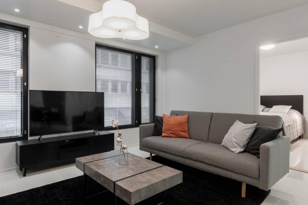 Sleek And Spacious 3 Bedroom Apartment In City Centre Helsinki Ngoại thất bức ảnh