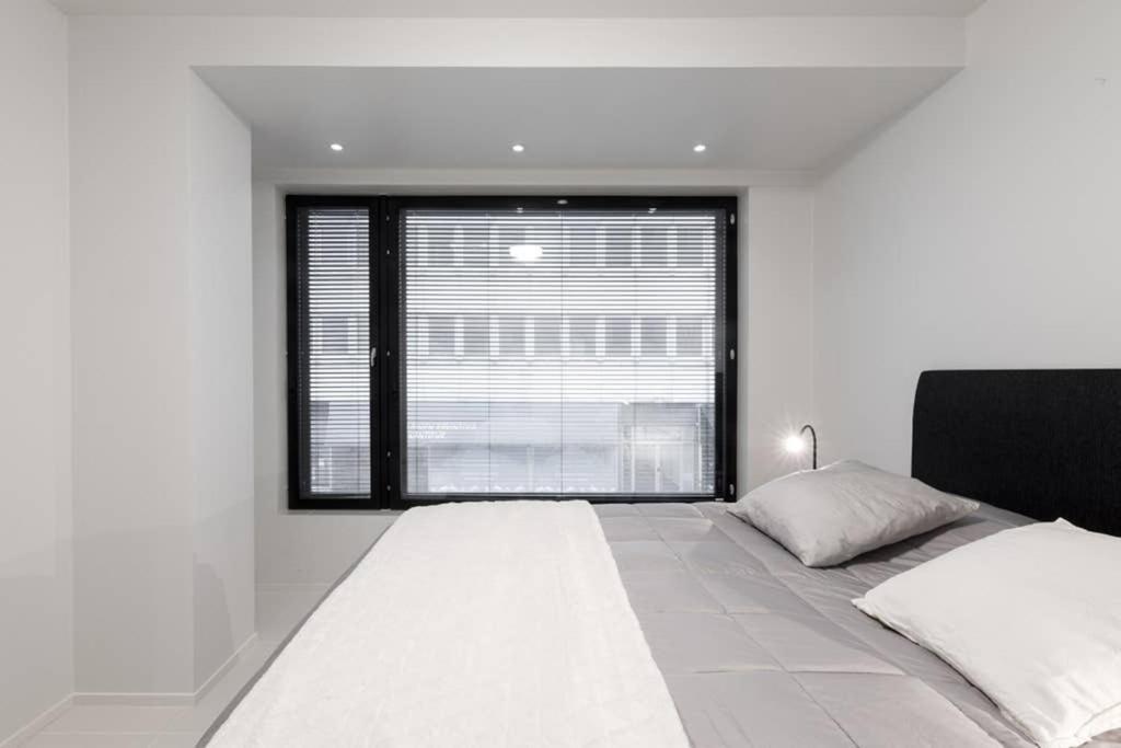 Sleek And Spacious 3 Bedroom Apartment In City Centre Helsinki Ngoại thất bức ảnh